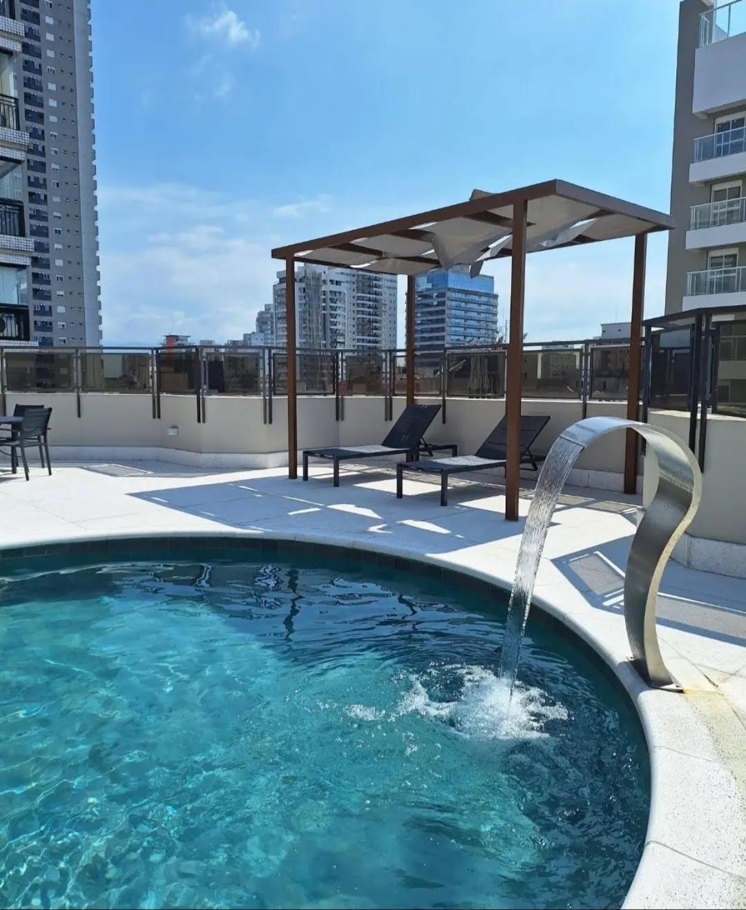 Lindo Flat No Edificio Cosmopolitan, Com Garagem E Piscina Apartment Santos  Bagian luar foto